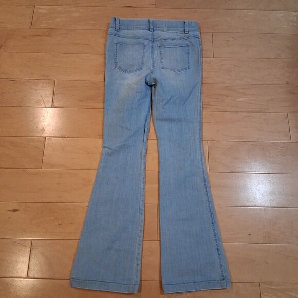 Spanx Flare Leg Jeans Retro Light Blue Wash Pull On Denim Pants Small 20348R - Picture 5 of 8